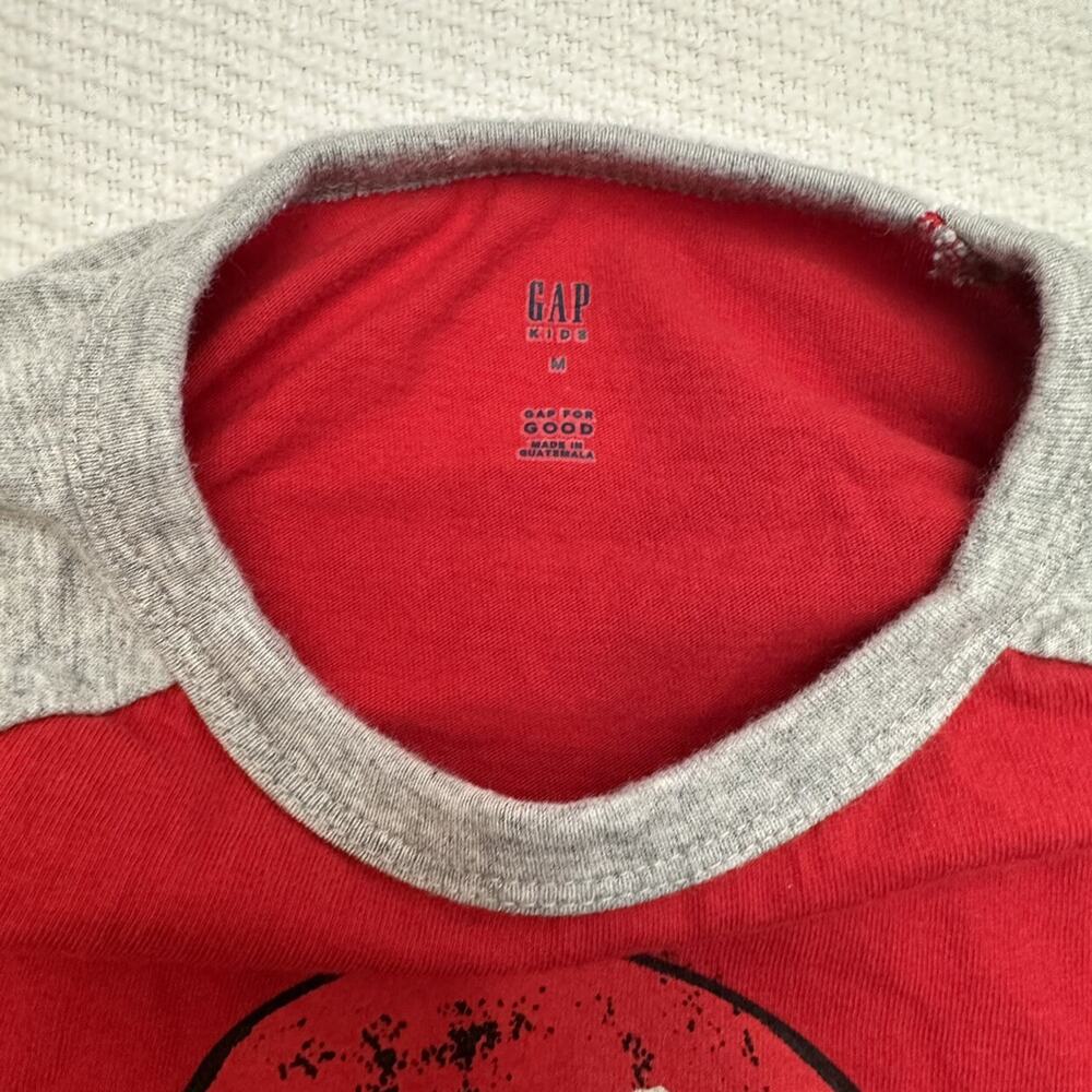 Gap Christmas Raglan - Picture 2 of 4